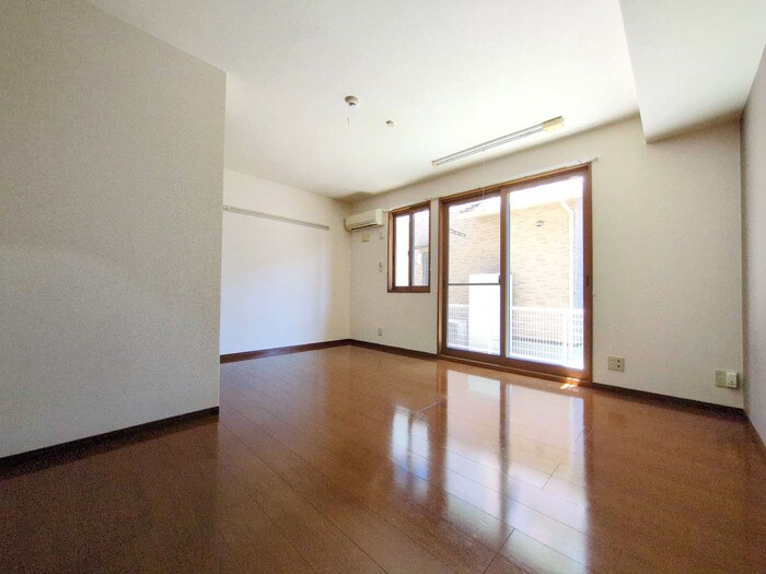 アゼリア大善の物件内観写真