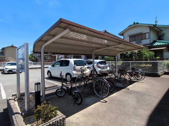 アゼリア大善の物件内観写真