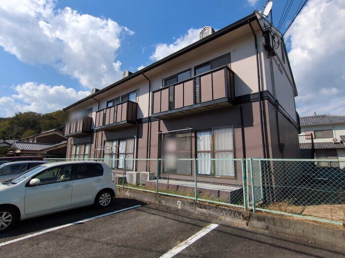 ファミール藤井の物件外観写真