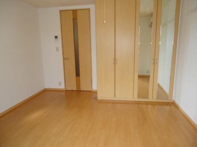 フルハウスA棟の物件内観写真