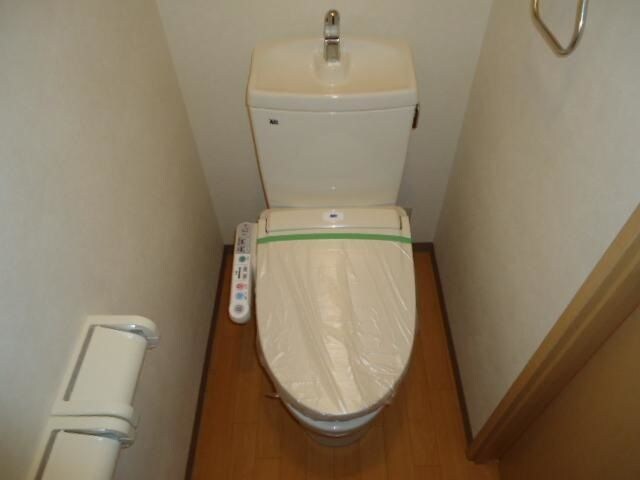 フルハウスA棟の物件内観写真