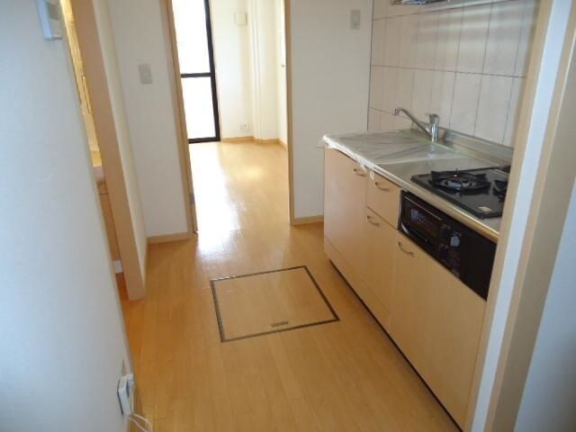 フルハウスA棟の物件内観写真