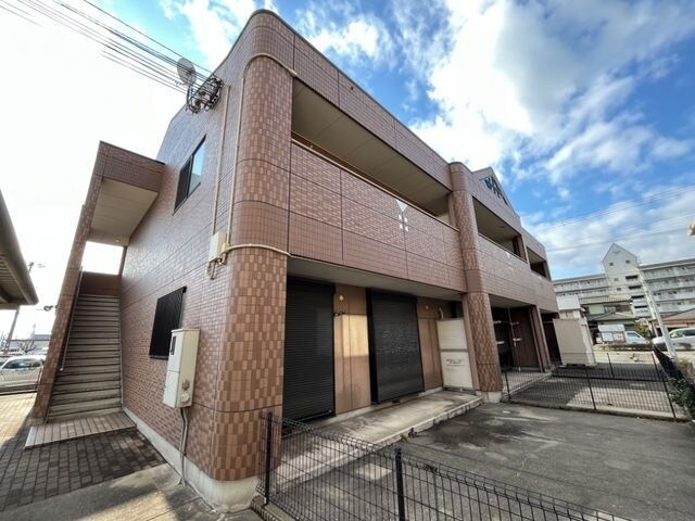 グランチェスタの物件外観写真