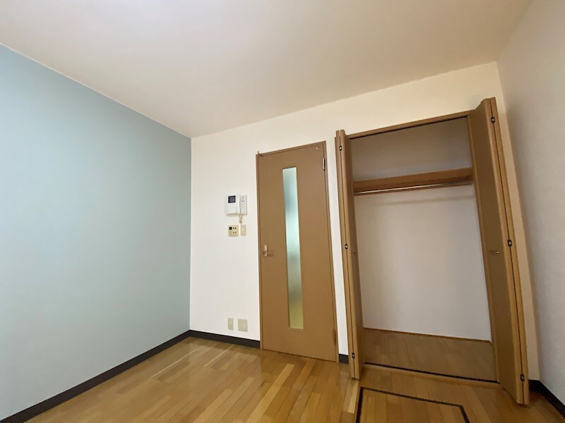 ネオクオーツ幸　弐番館の物件内観写真