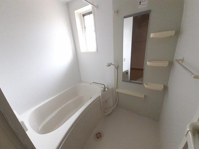 ドルフ・アカネＢの物件内観写真