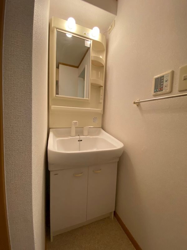 ソレイユ東山Iの物件内観写真