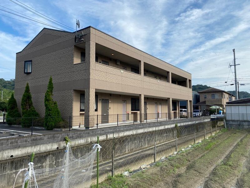 ルミナスコートの物件外観写真