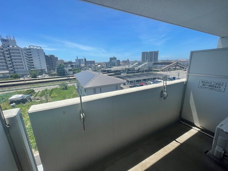 フランディル・オーラの物件内観写真