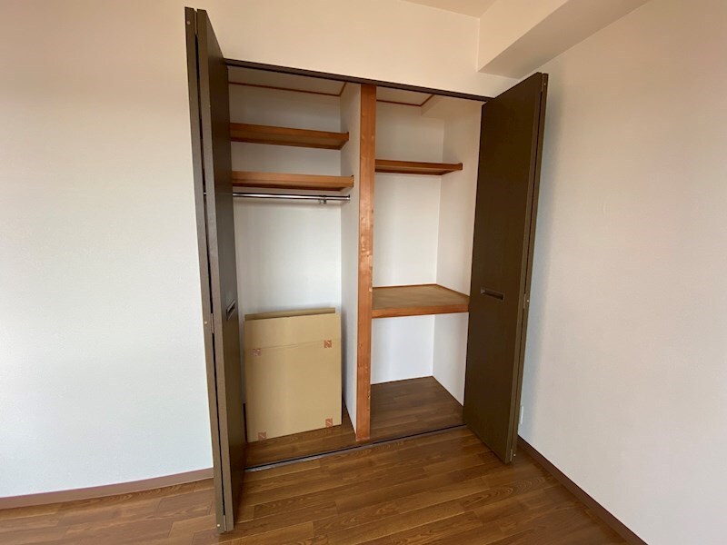 グランドヴュー島本の物件内観写真