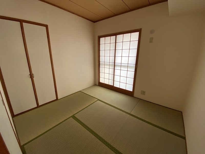 グランドヴュー島本の物件内観写真