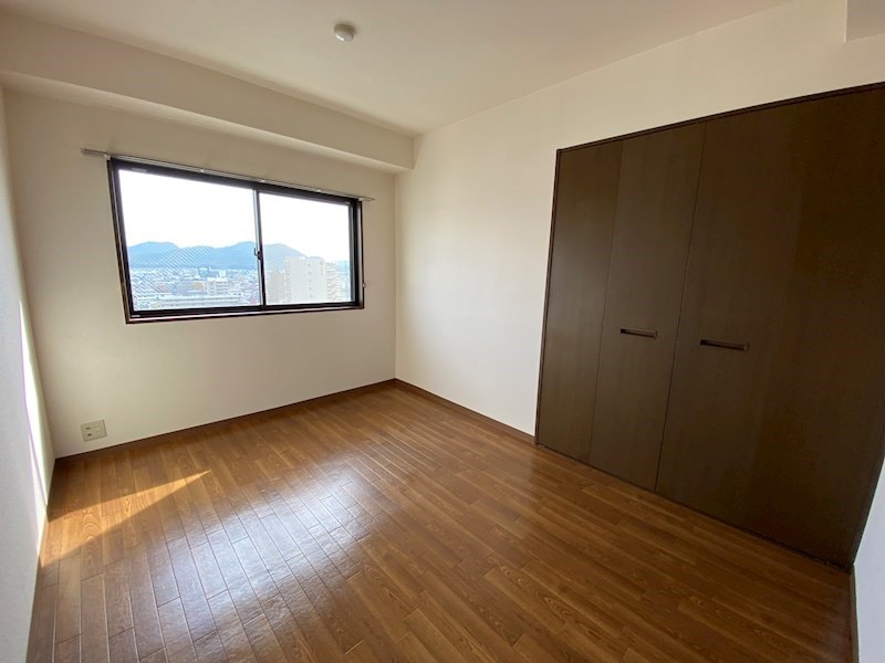 グランドヴュー島本の物件内観写真