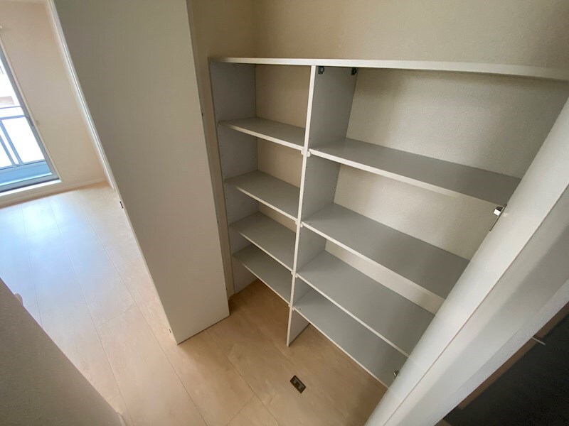 プレミアス三左衛門の物件内観写真