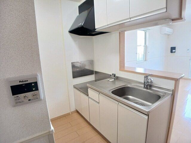 リジュール南条の物件内観写真