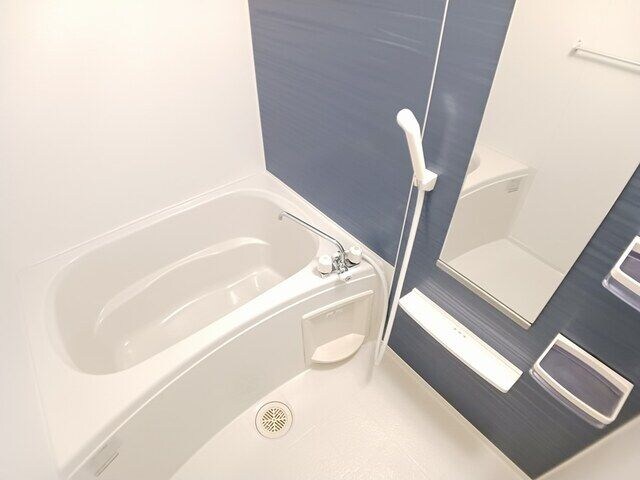 リジュール南条の物件内観写真