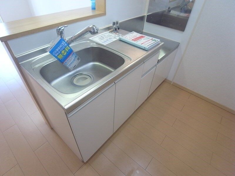 リジュール南条の物件内観写真