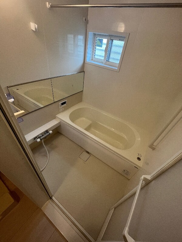 ラフィーネ亀山の物件内観写真