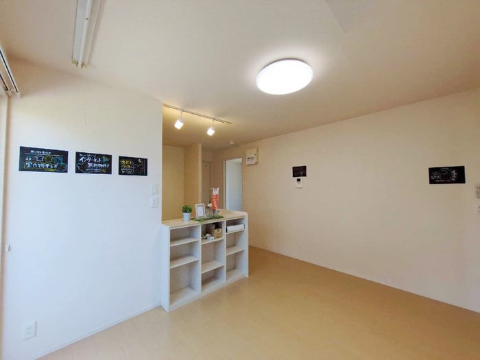 ヴィラ・フォレスティアの物件内観写真