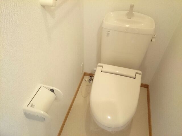 ワイズ　コンブリオの物件内観写真