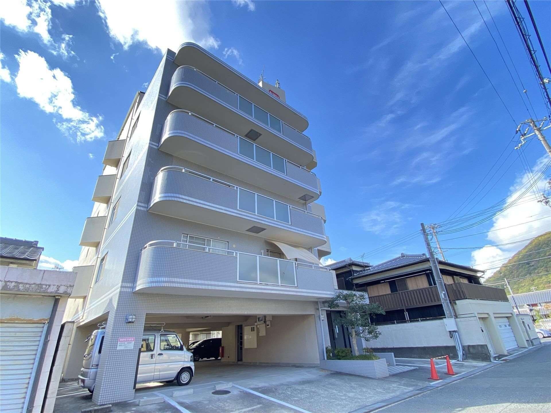 キャッスルコート西夢前台の物件外観写真