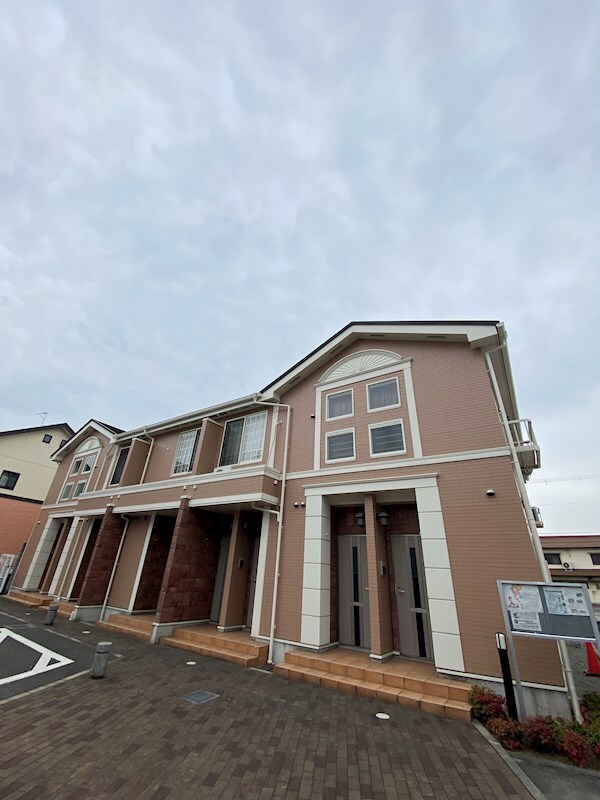 フローリアン・Fの物件外観写真