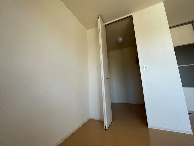 セジュール亀山A棟の物件内観写真