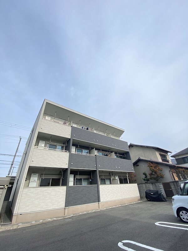 ノース・ロワイヤルの物件外観写真