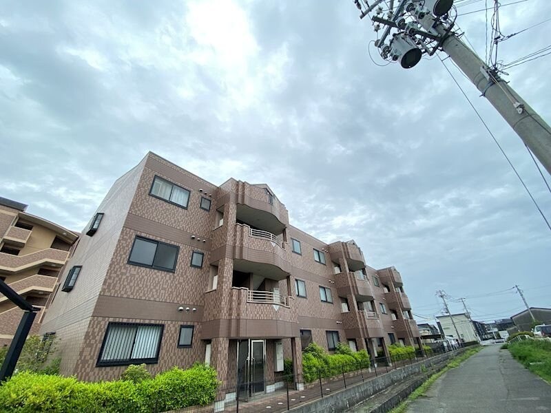 レジデンスコート東山の物件外観写真