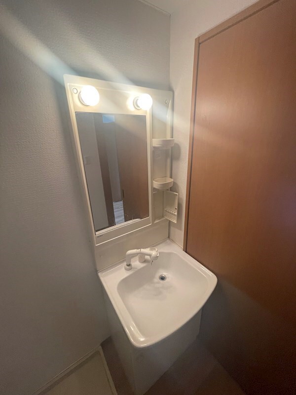 レジデンスコート東山の物件内観写真