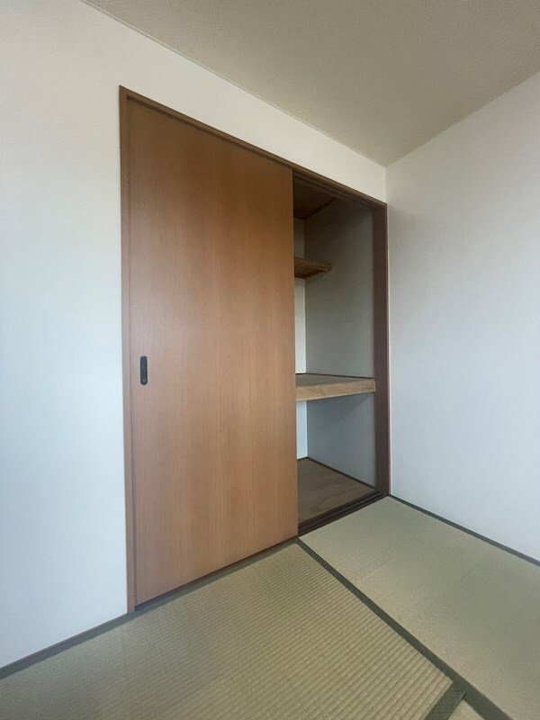 レジデンスコート東山の物件内観写真