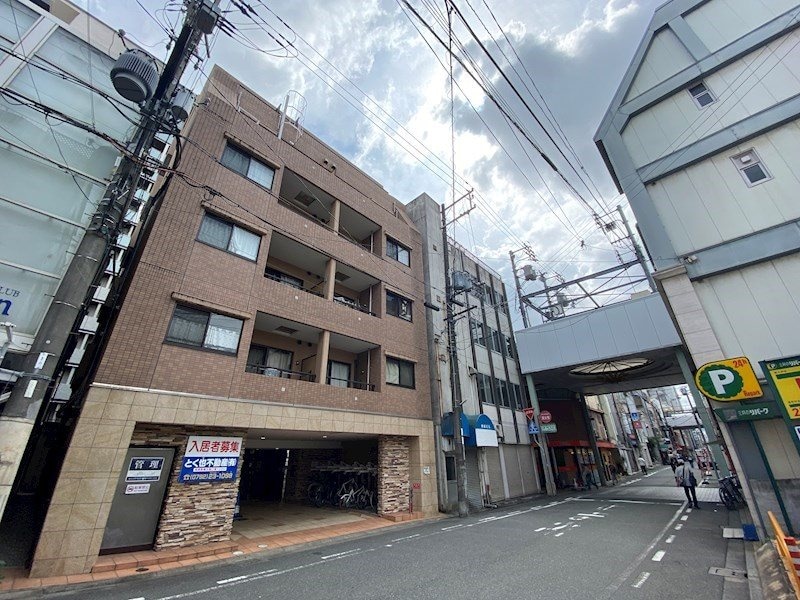 姫路駅 徒歩3分 3階の物件外観写真