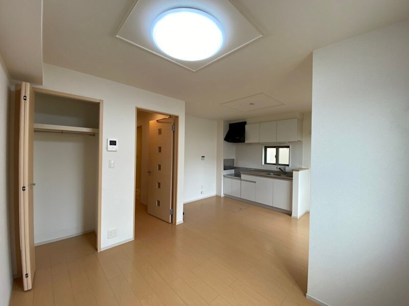 シーズンズ　コンフォートIの物件内観写真