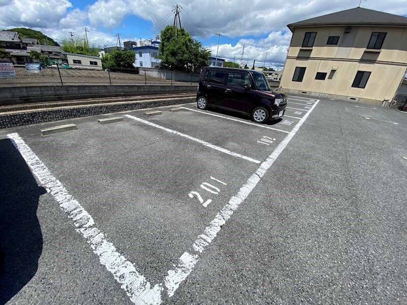 モンラヴィ青山の物件内観写真