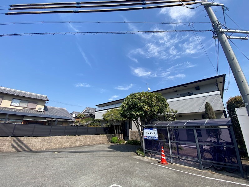 アンダンテの物件外観写真