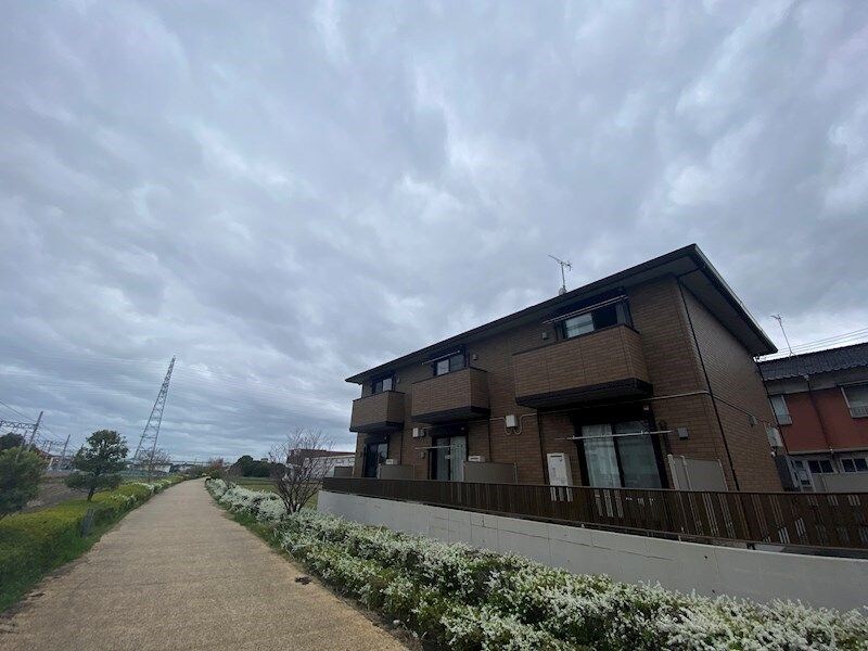 ジェントル手柄の物件外観写真