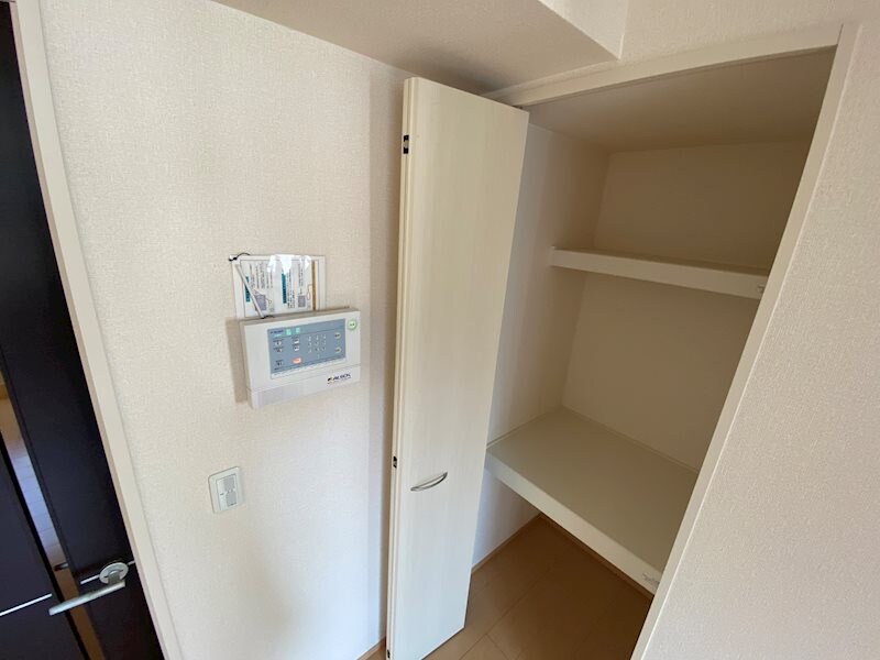 メゾンドコンフォートの物件内観写真