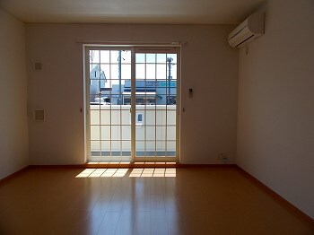 ウエスト　ウッド　アベニューの物件内観写真