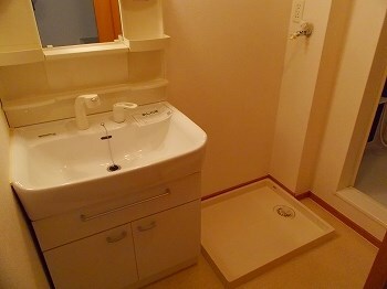 ウエスト　ウッド　アベニューの物件内観写真