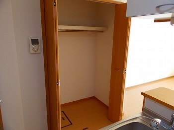 ウエスト　ウッド　アベニューの物件内観写真