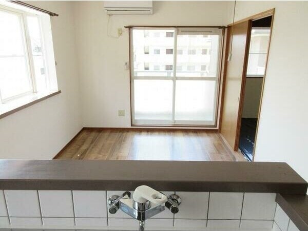 メゾン付城の物件内観写真