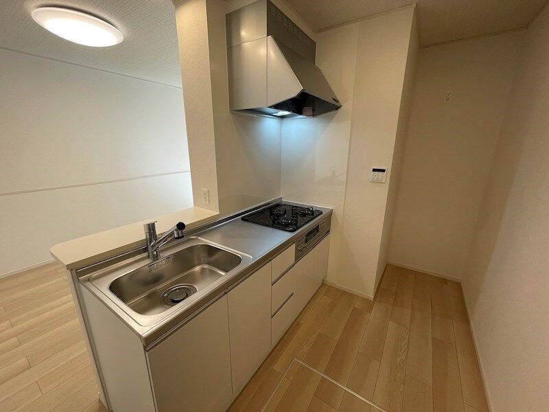 メゾングレーヌ勝原Bの物件内観写真