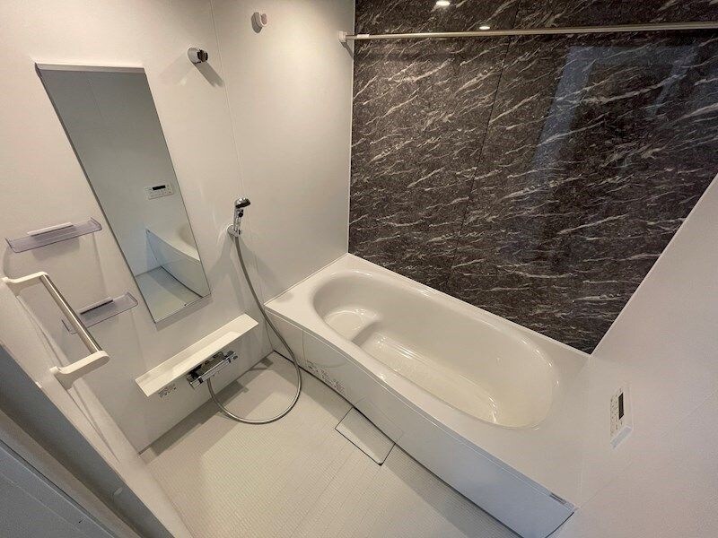 メゾングレーヌ勝原Bの物件内観写真