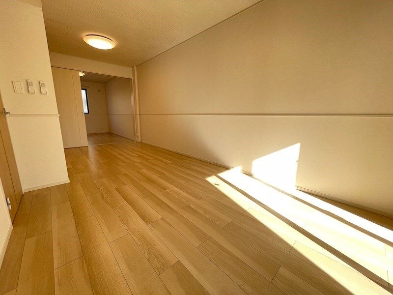 メゾングレーヌ勝原Bの物件内観写真