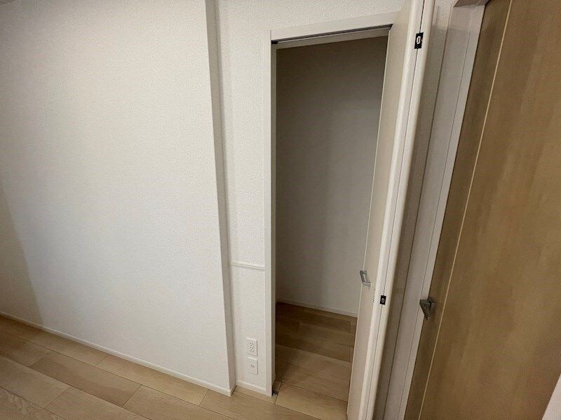 メゾングレーヌ勝原Bの物件内観写真