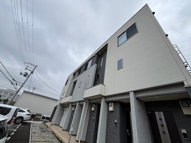 テゾーロの物件外観写真