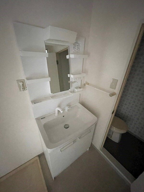 クレスト安室の物件内観写真