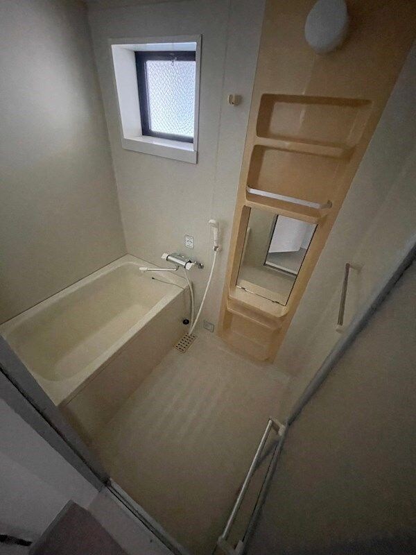 クレスト安室の物件内観写真