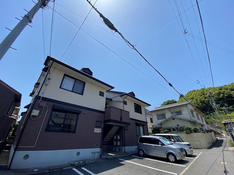 ウィズファイブの物件外観写真