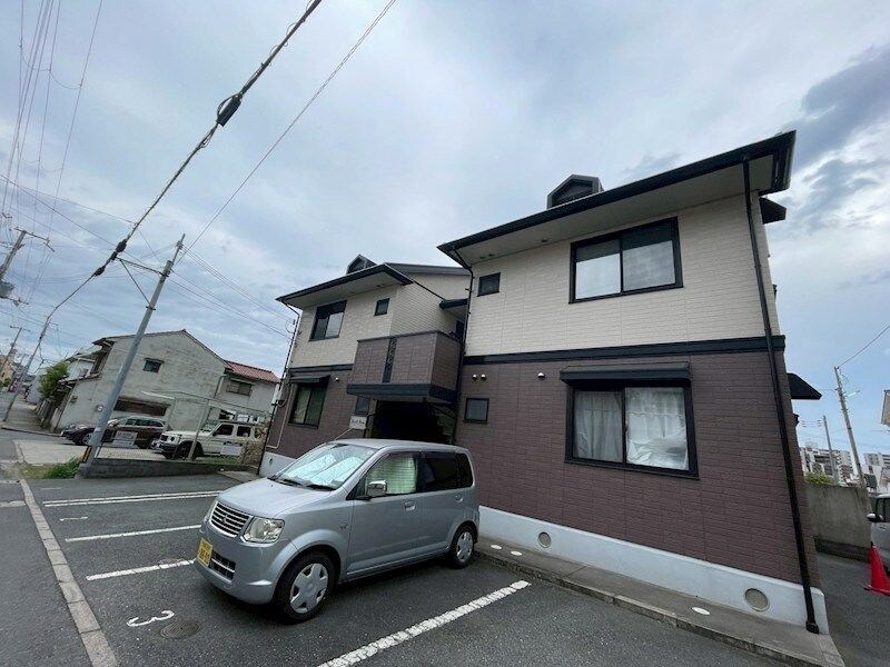 ウィズファイブの物件外観写真