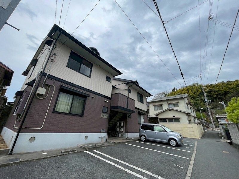 ウィズファイブの物件外観写真