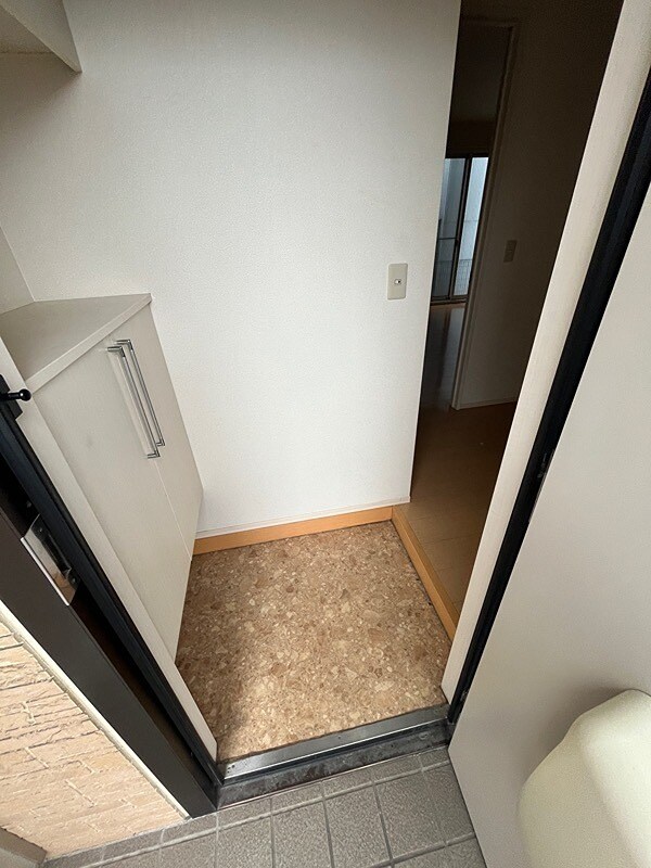 リバーハイツ東堀の物件内観写真